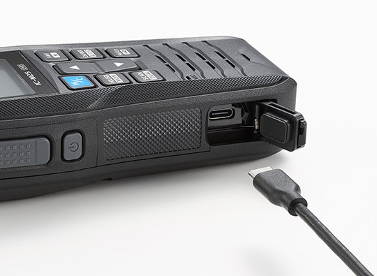 Icom IC-M25EURO EVO USB Type-C charging port with cable